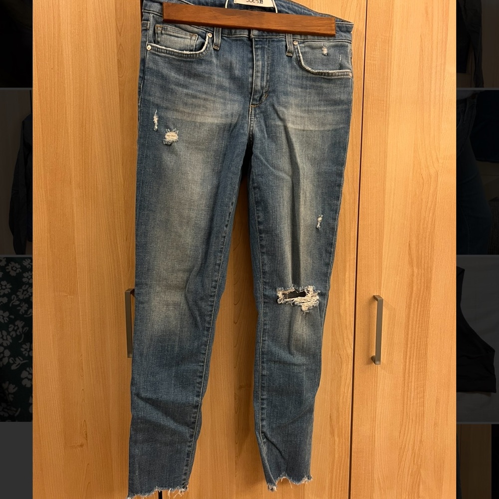 Joe’s Curvy Skinny Ankle Jeans